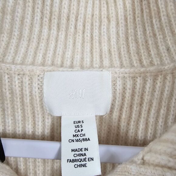 H&M Rib Kint Half Zip Sweater in Cream Striped - Size S - Picture 2 of 10